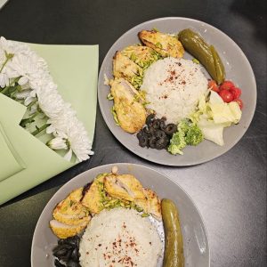 کته و استیک مرغ و سبزیجات